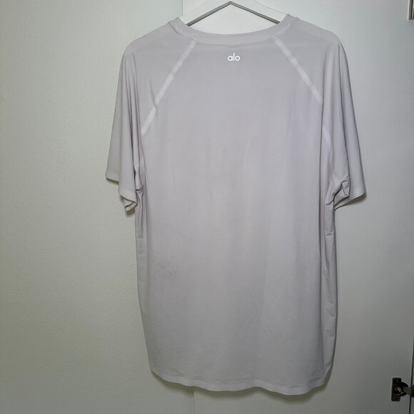 Alo Idol Performance Tee - Size L - Picture 3 of 4